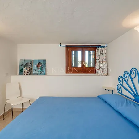 Elan Blu * Porto Istana