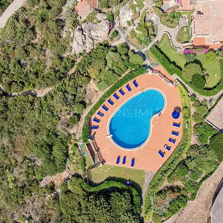 Elan Blu Porto Istana